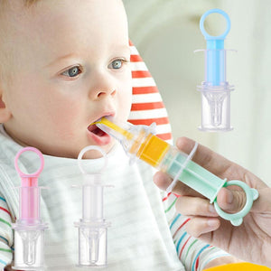 4PCS Baby Fun Medicine Syringe Spoon Boy Stuff Children&#39;s Centres KidsSmart Things Nipple Feeding Dispenser Pacifier Accessories